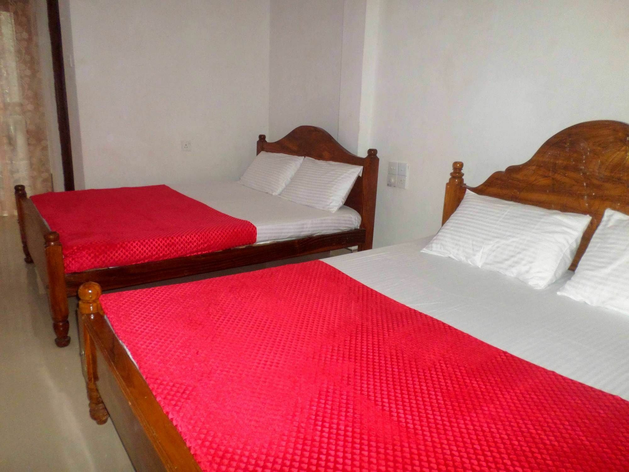 Hotel Lion Rest Anuradhapura Exterior foto